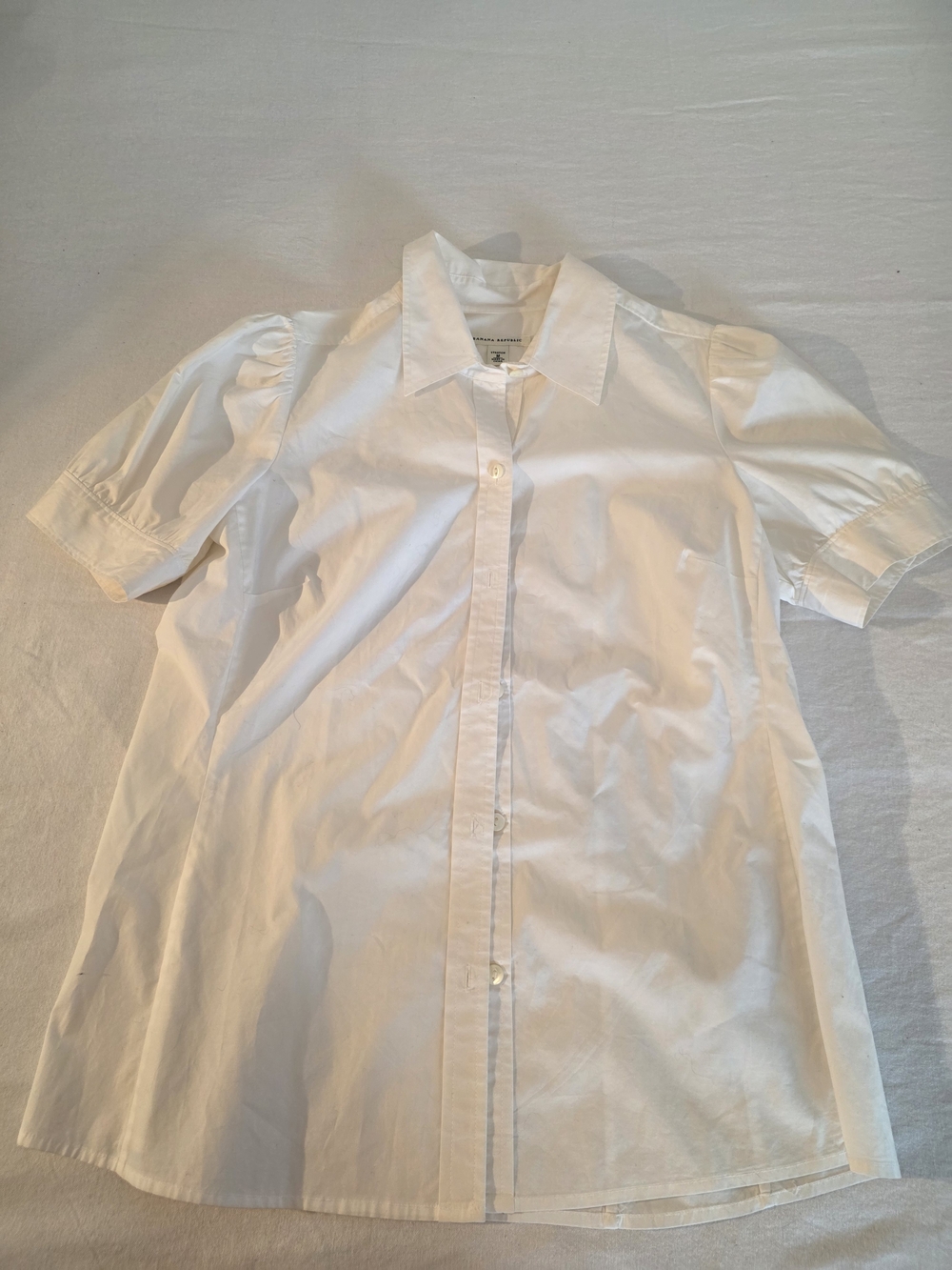 Banana Republic Classic White Short-Sleeve Button-Up Shirt.